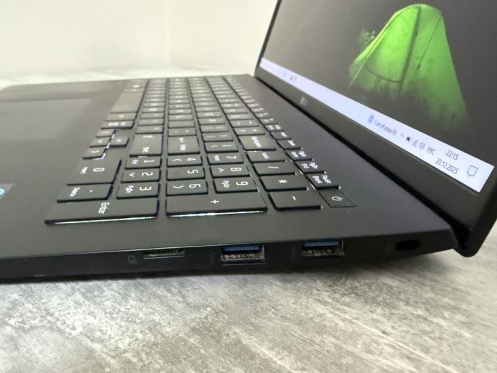 Ультрабук Б-клас LG Gram 17Z95P / 17" (2560x1600) IPS / Intel Core i7-1195G7 (4 (8) ядра по 2.9 - 5.0 GHz) / 16 GB DDR4 / 1000 GB SSD / Intel Iris Xe Graphics / WebCam / Win 11 Home б/в - изображение 8