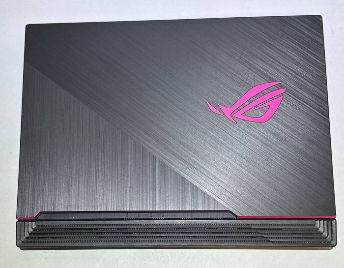 Ігровий ноутбук Asus Rog Strix G512LI / 15.6" (1920x1080) IPS / Intel Core i7-10750H (6 (12) ядер по 2.6 - 5.0 GHz) / 32 GB DDR4 / 512 GB SSD / nVidia GeForce GTX 1650 Ti, 4 GB GDDR6, 128-bit / Win 11 Pro б/в - зображення 6