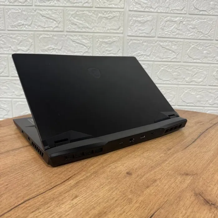 Ігровий ноутбук Б-клас MSI GP66 Leopard 10UG / 15.6" (1920x1080) IPS / Intel Core i7-10750H (6 (12) ядер по 2.6 - 5.0 GHz) / 16 GB DDR4 / 512 GB SSD NVMe / nVidia GeForce RTX 3070, 8 GB GDDR6, 256-bit / WebCam б/в - зображення 6