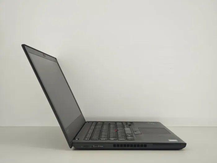 Ультрабук Lenovo ThinkPad T480 / 14" (1920x1080) IPS / Intel Core i7-8650U (4 (8) ядра по 1.9 - 4.2 GHz) / 16 GB DDR4 / 256 GB SSD / Intel UHD Graphics 620 / WebCam / 2x АКБ б/в - зображення 4