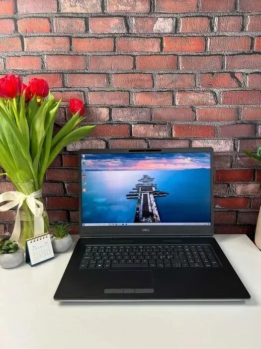 Мобільна робоча станція Dell Precision 7750 / 17.3" (1920x1080) IPS / Intel Core i9-10885H (8 (16) ядер по 2.4 - 5.3 GHz) / 64 GB DDR4 / 1000 GB SSD M.2 / nVidia Quadro RTX 5000, 16 GB GDDR6, 256-bit / WebCam б/в - зображення 2