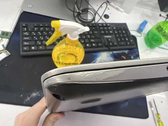 Ноутбук Б-клас HP EliteBook 745 G3 / 14" (1920x1080) TN / AMD Pro A8-8600B (4 ядра по 1.6 - 3.0 GHz) / 8 GB DDR3 / 120 GB SSD / AMD Radeon R6 Graphics / WebCam б/в - зображення 4