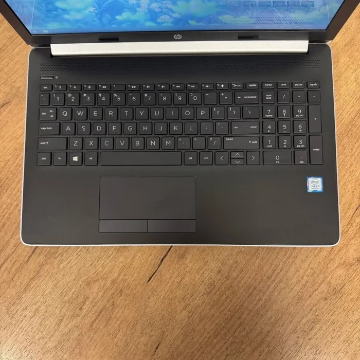 Ноутбук Б-клас HP 15-da0002dx / 15.6" (1366x768) TN Touch / Intel Core i5-8250U (4 (8) ядра по 1.6 - 3.4 GHz) / 8 GB DDR4 / 256 GB SSD / Intel HD Graphics 620 / WebCam б/в - зображення 7