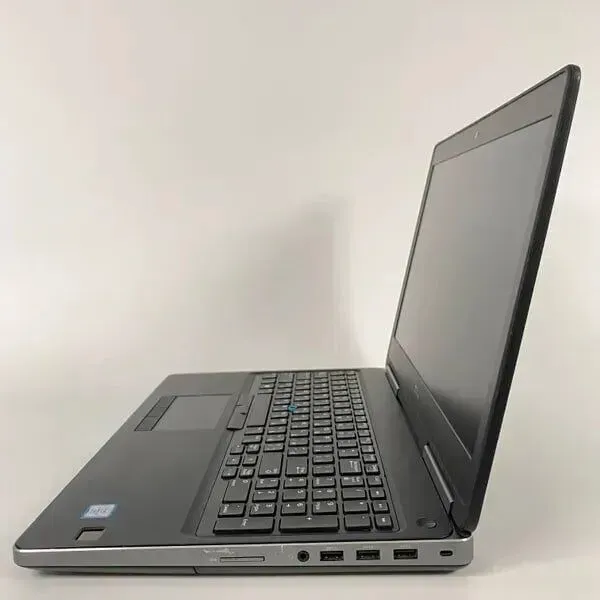 Ноутбук Dell Precision 7520 / 15.6" (1920x1080) IPS / Intel Core i7-6820HQ (4 (8) ядра по 2.7 - 3.6 GHz) / 16 GB DDR4 / 512 GB SSD / Intel HD Graphics 530 / WebCam / TouchID б/в - зображення 5