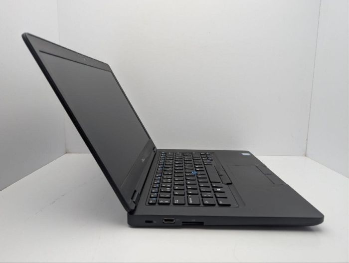 Ультрабук Dell Latitude 5490 / 14" (1920x1080) IPS / Intel Core i5-7300U (2 (4) ядра по 2.6 - 3.5 GHz) / 8 GB DDR4 / 128 GB SSD / Intel HD Graphics 620 / WebCam б/в - зображення 5