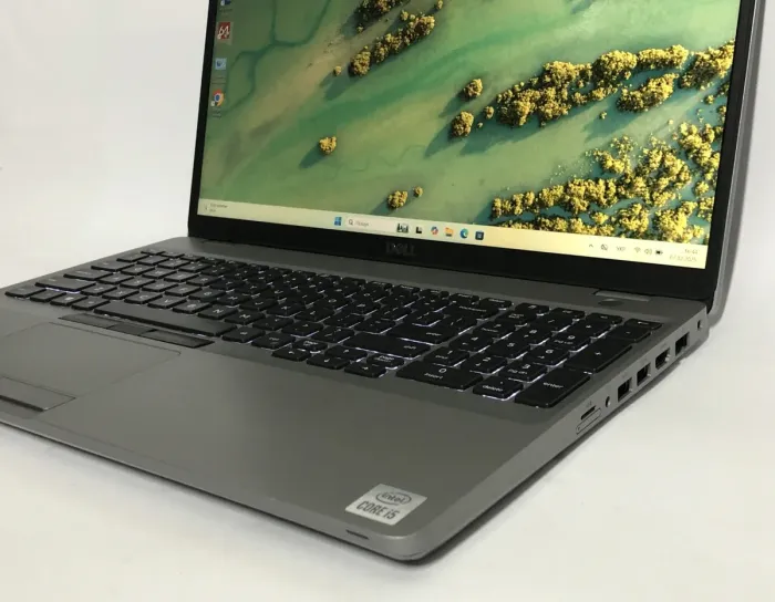 Мобільна робоча станція Б-класу Dell Precision 3551 / 15,6" (1920x1080) IPS / Intel Core i5-10300H (4 (8) ядра по 2,5 - 4,5 ГГц) / 16 ГБ DDR4 / 256 ГБ SSD NVMe / nVidia Quadro P620, 4 ГБ GDDR5, 128-біт / WebCam / Win 11 Pro б/в - зображення 9