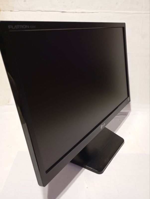 Комплект ПК Б-клас: HP Compaq Pro 6300 SFF / Intel Core i5-3470 (4 ядра по 3,2 - 3,6 ГГц) / 8 ГБ DDR3 / 500 ГБ HDD / Intel HD Graphics 2500 + Монітор LG Flatron E2242C-BN / 22" (1920x1080) TN / 1x VGA / VESA 75x75 б/в - изображение 8