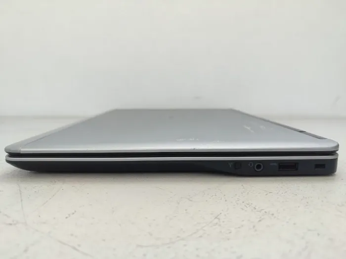 Ноутбук Б-клас Dell Latitude E7440 / 14" (1920x1080) IPS / Intel Core i5-4310U (2 (4) ядра по 2.0 - 3.0 GHz) / 8 GB DDR3 / 256 GB SSD / Intel HD Graphics 4400 / WebCam б/в - зображення 4