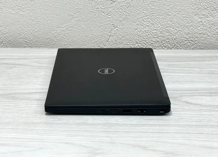 Ноутбук Dell Latitude 7390 / 13.3" (1920x1080) IPS Touch / Intel Core i7-8650U (4 (8) ядер по 1.9 - 4.2 GHz) / 16 GB DDR4 / 256 GB SSD M.2 / Intel UHD Graphics 620 / WebCam / Win 10 Pro б/в - зображення 5