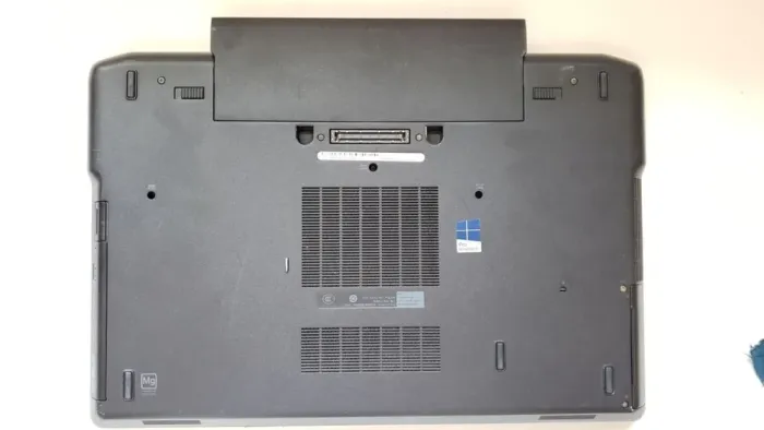 Ноутбук Dell Latitude E6530 / 15.6" (1920x1080) TN / Intel Core i7-3540M (2 (4) ядра по 3.0 - 3.7 GHz) / 8 GB DDR3 / 256 GB SSD / nVidia NVS 5200M, 1 GB DDR3, 64-bit / WebCam б/в - зображення 8