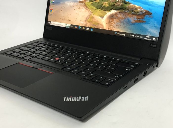 Ультрабук Lenovo ThinkPad E490 / 14" (1920x1080) IPS / Intel Core i3-8145U (2 (4) ядра по 2.1 - 3.9 GHz) / 8 GB DDR4 / 256 GB SSD / Intel UHD Graphics / WebCam / Win 10 Pro б/в - зображення 9