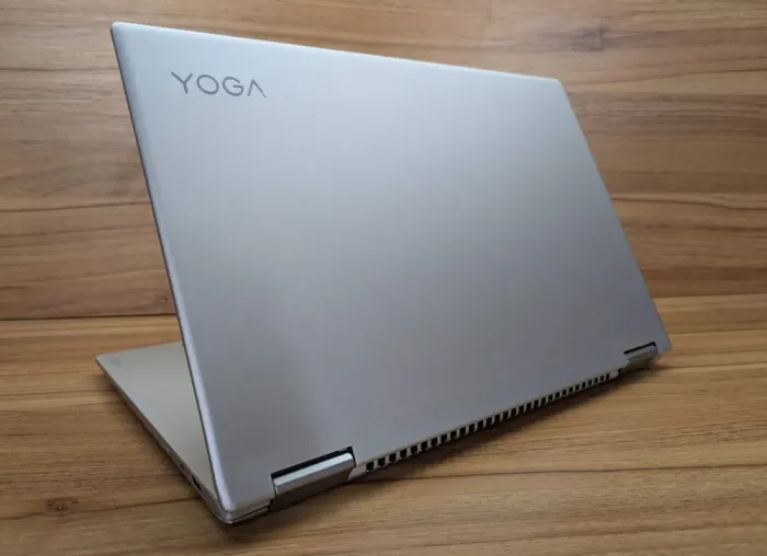 Ноутбук-трансформер Б-клас Lenovo Yoga 720-151KB / 15.6" (3840x2160) IPS Touch / Intel Core i7-7700HQ (4 (8) ядра по 2.8 - 3.8 GHz) / 16 GB DDR4 / 512 GB SSD / nVidia GeForce GTX 1050, 2 GB GDDR5, 128-bit / WebCam / TouchID / Windows 10 б/в - зображення 9