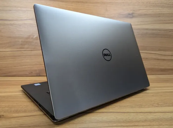 Ігровий ноутбук Dell XPS 15 9550 / 15.6" (3840x2160) IPS Touch / Intel Core i7-6700HQ (4 (8) ядра по 2.6 - 3.5 GHz) / 16 GB DDR4 / 480 GB SSD / nVidia GeForce GTX 960M, 2 GB GDDR5, 128-bit / WebCam / Windows 10 б/в - зображення 7