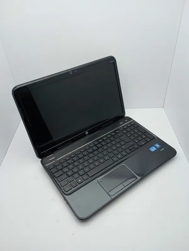 Ноутбук HP Pavilion g6-2000 / 15.6" (1366x768) TN / Intel Core i5-3210M (2 (4) ядра по 2.5 - 3.1 GHz) / 8 GB DDR3 / 500 GB HDD / Intel HD Graphics 4000 / WebCam б/в - зображення 3