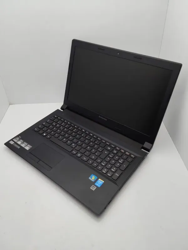 Ноутбук Lenovo B50-70 / 15.6" (1366x768) TN / Intel Core i3-4005U (2 (4) ядра по 1.7 GHz) / 8 GB DDR3 / 240 GB SSD / Intel HD Graphics 4400 / WebCam б/в - зображення 4