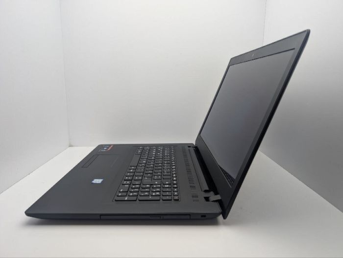 Ноутбук Lenovo IdeaPad 110-17 / 17.3" (1600x900) TN / Intel Core i5-7200U (2 (4) ядра по 2.5 - 3.1 GHz) / 8 GB DDR4 / 240 GB SSD / AMD Radeon R5 M430, 2 GB GDDR3, 64-bit / WebCam / DVD-ROM б/в - зображення 5