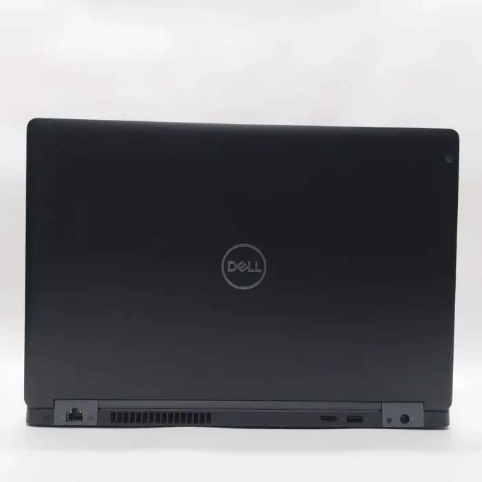 Ноутбук Dell Latitude 5590 / 15.6" (1920x1080) TN / Intel Core i5-8350U (4 (8) ядра по 1.7 - 3.6 GHz) / 16 GB DDR4 / 256 GB SSD NVMe / Intel UHD Graphics 620 / WebCam б/в - зображення 4