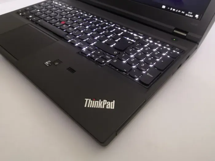 Мобільна робоча станція Lenovo ThinkPad W540 / 15.6" (1920x1080) TN / Intel Core i7-4800MQ (4 (8) ядра по 2.7 - 3.7 GHz) / 8 GB DDR3 / 128 GB SSD + 1000 GB HDD / nVidia Quadro K2100M, 2 GB GDDR5, 128-bit / WebCam / Win 10 Pro б/в - зображення 7