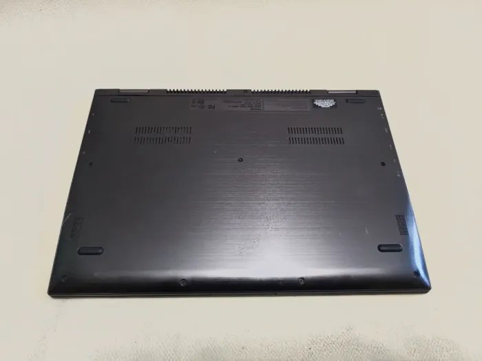 Нетбук-трансформер Toshiba Radius 12 P25W 2-in-1 / 12.5" (3840x2160) IPS Touch / Intel Core i7-6500U (2 (4) ядра по 2.5 - 3.1 GHz) / 8 GB DDR4 / 256 GB SSD / Intel HD Graphics 520 / WebCam б/в - зображення 9