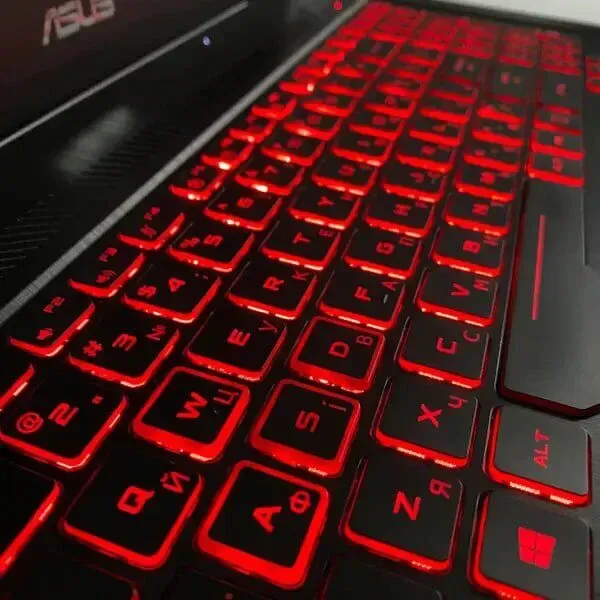 Ігровий ноутбук Asus TUF Gaming / 17.3" (1920x1080) IPS / Intel Core i7-8750H (6 (12) ядер по 2.2 - 4.1 GHz) / 16 GB DDR4 / 512 GB SSD / nVidia GeForce GTX 1060, 3 GB GDDR5, 192-bit / WebCam / HDMI б/в - зображення 7