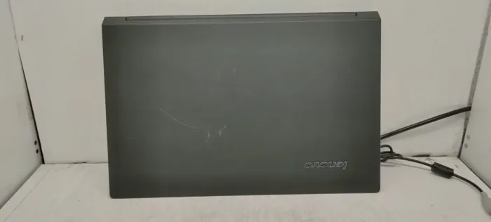 Ноутбук Lenovo B590 / 15.6" (1366x768) TN / Intel Celeron 1000M (2 ядра по 1.8 GHz) / 4 GB DDR3 / 120 GB SSD / nVidia GeForce GT 720M, 1 GB DDR3, 64-bit / WebCam / Без АКБ б/в - зображення 6