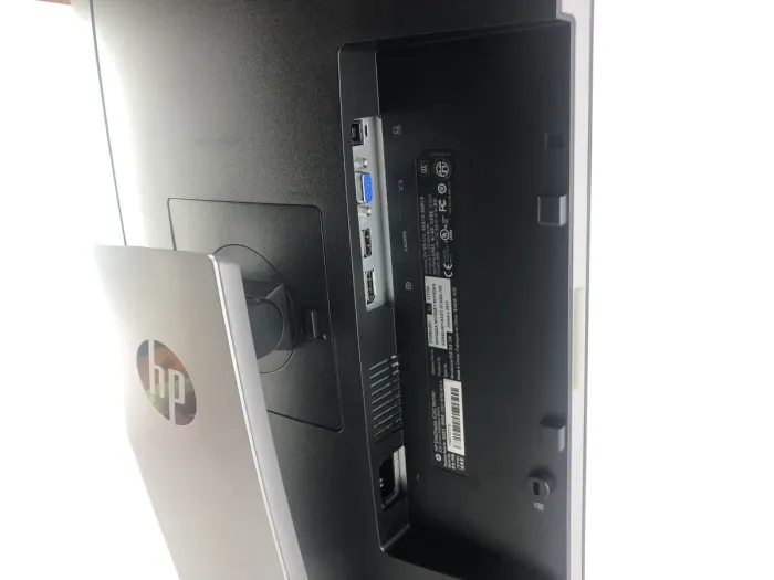 Монітор HP EliteDisplay E242 / 24" (1920x1200) IPS / 1x VGA, 1x HDMI, 1x DVI б/в - зображення 4