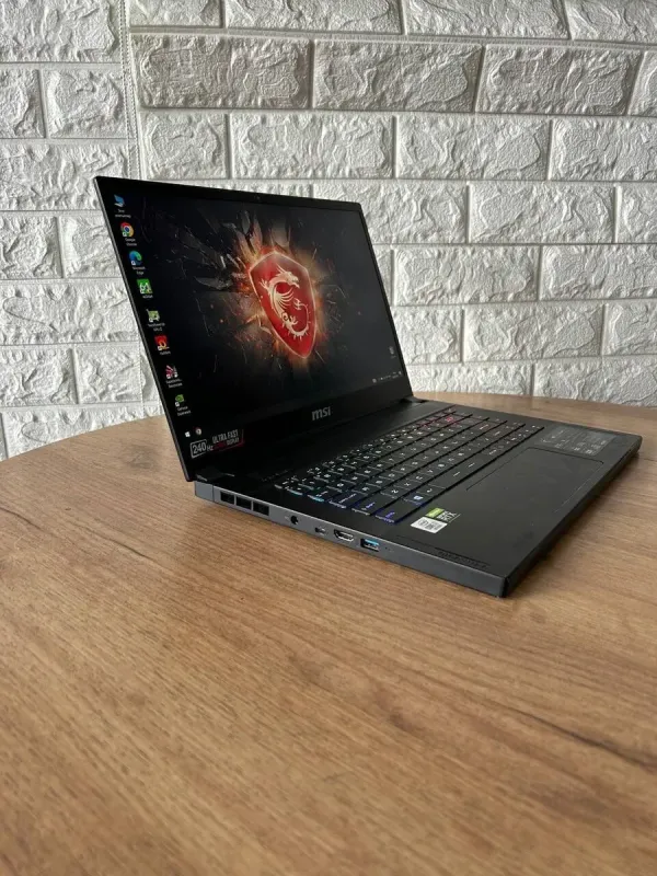 Ігровий ноутбук Б-клас MSI GS66 Stealth 10SF / 15.6" (1920x1080) IPS / Intel Core i7-10750H (6 (12) ядер по 2.6 - 5.0 GHz) / 16 GB DDR4 / 512 GB SSD / nVidia GeForce RTX 2070 Max-Q, 8 GB GDDR6, 256-bit / WebCam б/в - зображення 4
