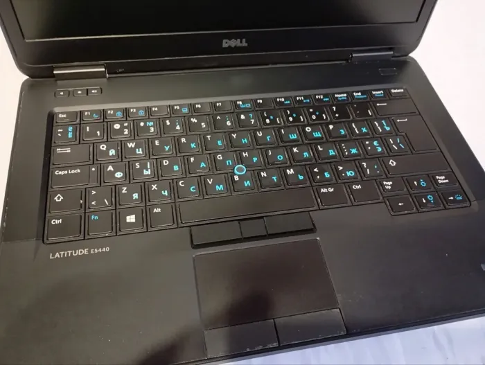 Ноутбук Б-клас Dell Latitude E5440 / 14" (1366x768) TN / Intel Core i5-4310U (2 (4) ядра по 2.0 - 3.0 GHz) / 8 GB DDR3 / 120 GB SSD / Intel HD Graphics 4400 / WebCam б/в - зображення 8