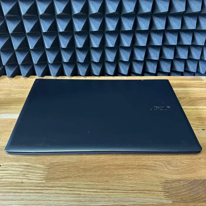 Ноутбук Б-клас Acer Aspire E5-774 / 17.3" (1600x900) TN / Intel Core i5-7200U (2 (4) ядра по 2.5 - 3.1 GHz) / 16 GB DDR4 / 360 GB SSD / nVidia GeForce 950M, 4 GB GDDR3, 128-bit / WebCam / DVD-ROM б/в - зображення 7