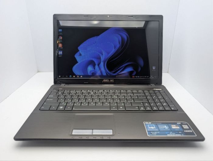 Ноутбук Asus A53T / 15.6" (1366x768) TN / AMD A6-3420M (4 ядра по 1.5 - 2.4 GHz) / 8 GB DDR3 / 120 GB SSD / AMD Radeon HD 6520G Graphics / WebCam / DVD-ROM б/в - изображение 2