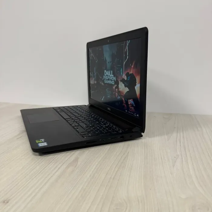 Ігровий ноутбук Б-клас Dell Inspiron 15 7559 / 15.6" (1920x1080) IPS / Intel Core i7-6700HQ (4 (8) ядра по 2.6 - 3.5 GHz) / 16 GB DDR3 / 512 GB SSD / nVidia GeForce GTX 960M, 4 GB GDDR5, 128-bit / WebCam б/в - зображення 5