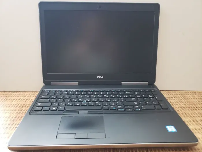 Мобільна робоча станція Б-клас Dell Precision 7520 / 15.6" (1920x1080) TN / Intel Core i7-6820HQ (4 (8) ядра по 2.7 - 3.6 GHz) / 32 GB DDR4 / 256 GB SSD M.2 + 750 GB HDD / nVidia Quadro M1200, 4 GB GDDR5, 128-bit / WebCam б/в - зображення 2