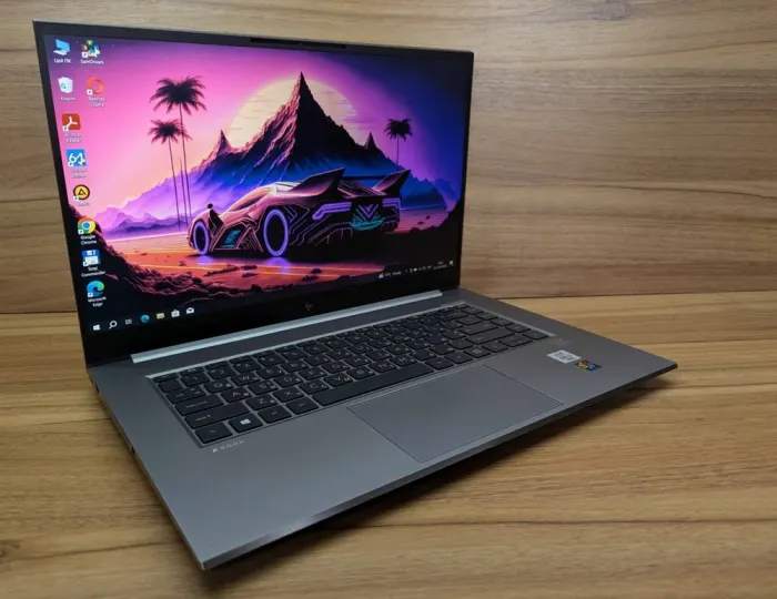 Мобільна робоча станція HP zBook Studio G7 / 15.6" (1920x1080) IPS / Intel Core i9-10885H (8 (16) ядер по 2.4 - 5.3 GHz) / 32 GB DDR4 / 512 GB SSD / nVidia Quadro RTX 3000, 6 GB GDDR6, 192-bit / WebCam / TouchID / Windows 10 б/в - зображення 4