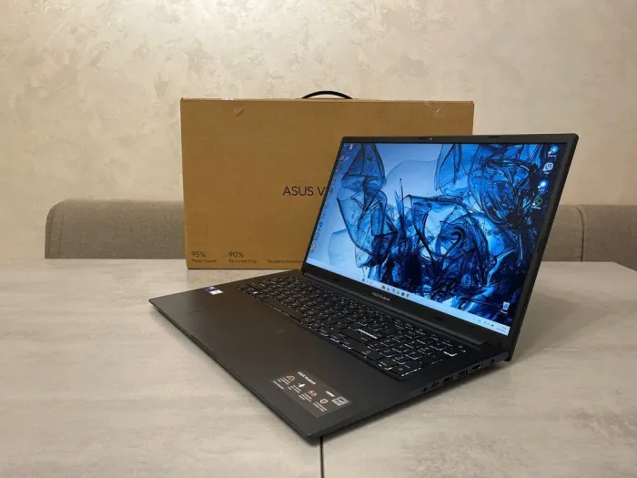 Ультрабук Asus Vivobook 17 F1704V / 17.3" (1920x1080) IPS / Intel Core 5 120U (10 (12) ядер по 1.4 - 5.0 GHz) / 16 GB DDR4 / 512 GB SSD M.2 / Intel Graphics / WebCam б/в - зображення 6