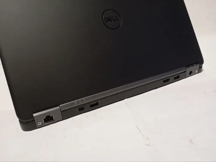 Ультрабук Б-клас Dell Latitude E7450 / 14" (1920x1080) TN / Intel Core i7-5600U (2 (4) ядра по 2.6 - 3.2 GHz) / 16 GB DDR3 / 256 GB SSD / Intel HD Graphics 5500 / WebCam б/в - зображення 8