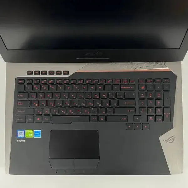 Ігровий ноутбук Asus ROG G752VS / 17.3" (1920x1080) IPS / Intel Core i7-6820HK (4 (8) ядра по 2.7 - 3.6 GHz) / 16 GB DDR4 / 512 GB SSD / nVidia GeForce GTX 1070, 8 GB GDDR5, 256-bit / HDMI / WebCam б/в - зображення 3