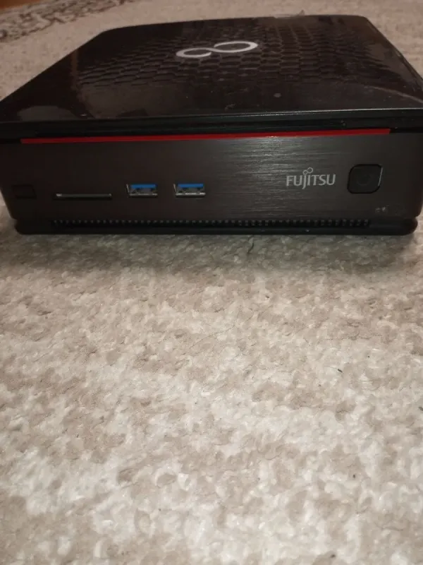 Неттоп Б-клас Fujitsu Esprimo Q920 USFF / Intel Core i5-4590T (4 ядра по 2.0 - 3.0 GHz) / 6 GB DDR3 / 240 GB SSD / Intel HD Graphics 4600 б/в - зображення 2