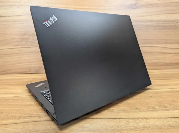 Ноутбук Б-клас Lenovo ThinkPad E490 / 14" (1920x1080) IPS / Intel Core i5-8265U (4 (8) ядра по 1.6 - 3.9 GHz) / 16 GB DDR4 / 480 GB SSD / Intel UHD Graphics 620 / WebCam / TouchID / Windows 10 б/в - зображення 8