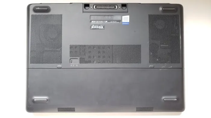 Мобільна робоча станція Dell Precision 7520 / 15,6" (1920x1080) IPS / Intel Core i7-6820HQ (4 (8) ядра по 2,7 - 3,6 ГГц) / 32 ГБ DDR4 / 128 ГБ SSD + 480 ГБ SSD / nVidia Quadro M1200, 4 ГБ GDDR5, 128-біт / WebCam б/в - зображення 8