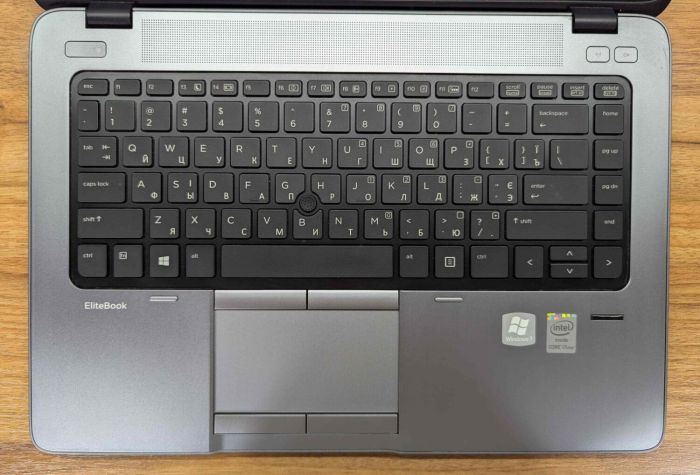 Ноутбук HP EliteBook 840 G1 / 14" (1366x768) TN / Intel Core i7-4600U (2 (4) ядра по 2.1 - 3.3 GHz) / 8 GB DDR3 / 240 GB SSD / Intel HD Graphics 4400 / Fingerprint / HDMI / Windows 10 б/в - зображення 3