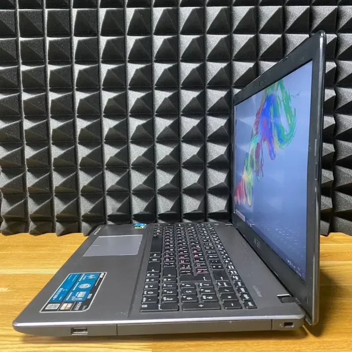 Ноутбук Asus X550J / 15.6" (1920x1080) TN / Intel Core i5-4200H (2 (4) ядра по 2.8 - 3.4 GHz) / 12 GB DDR3 / 128 GB SSD / nVidia GeForce GTX 850M, 2 GB GDDR3, 128-bit / WebCam / DVD-ROM б/в - зображення 5