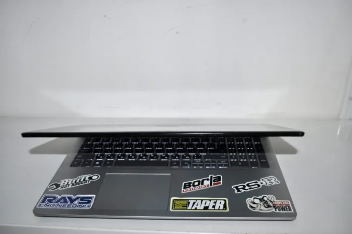 Ультрабук Б-клас Dell Inspiron 15 5593 / 15.6" (1920x1080) IPS / Intel Core i5-1035G1 (4 (8) ядер по 1.0 - 3.6 GHz) / 16 GB DDR4 / 512 GB SSD/ Intel UHD Graphics / WebCam / Windows 11 Pro б/в - зображення 9