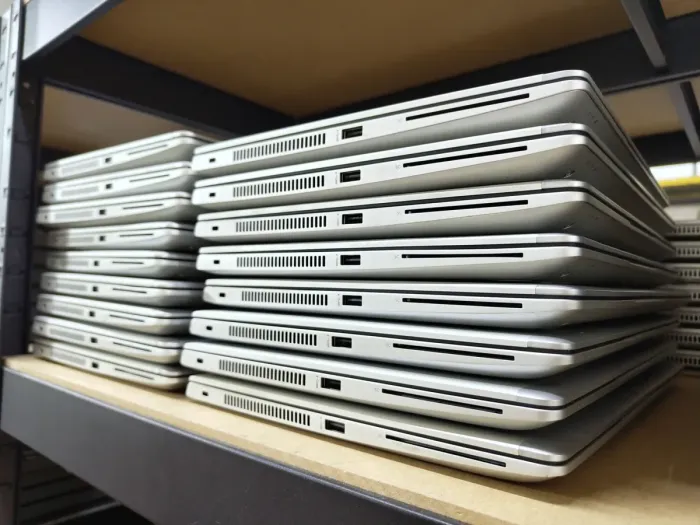 Ноутбук HP EliteBook 745 G6 / 14" (1920x1080) IPS / AMD Ryzen 3 Pro 3300U (4 ядра по 2.1 - 3.5 GHz) / 16 GB DDR4 / 240 GB SSD / AMD Radeon Vega 6 Graphics / WebCam б/в - зображення 5