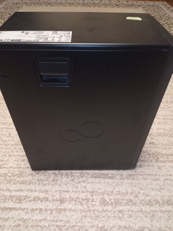 ПК Б-клас Fujitsu Esprimo P558 E85+ Tower / Intel Core i3-8300 (4 ядер по 3.7 GHz) / 8 GB DDR4 / 256 GB SSD NVMe / Intel UHD Graphics 630 б/в - зображення 4