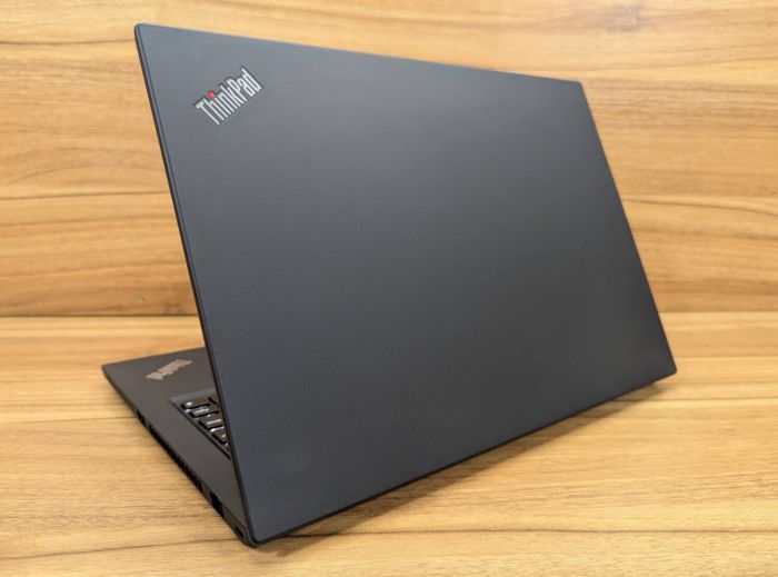 Ультрабук Lenovo ThinkPad T14 Gen 1 / 14" (1920x1080) IPS / Intel Core i7-10610U (4 (8) ядра по 1.8 - 4.9 GHz) / 16 GB DDR4 / 480 GB SSD / Intel UHD Graphics / WebCam / TouchID / Windows 10 б/в - зображення 7