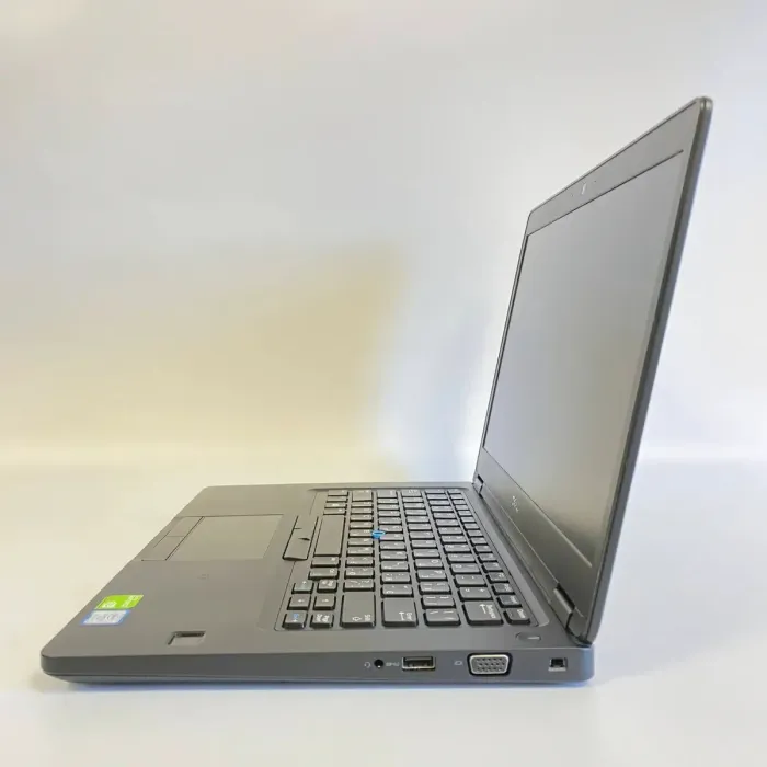 Ігровий ноутбук Dell Latitude 5491 / 14" (1920x1080) IPS / Intel Core i7-8850H (6 (12) ядер по 2.6 - 4.3 GHz) / 16 GB DDR4 / 512 GB SSD / nVidia GeForce MX130, 2 GB GDDR5, 64-bit / WebCam б/в - зображення 5