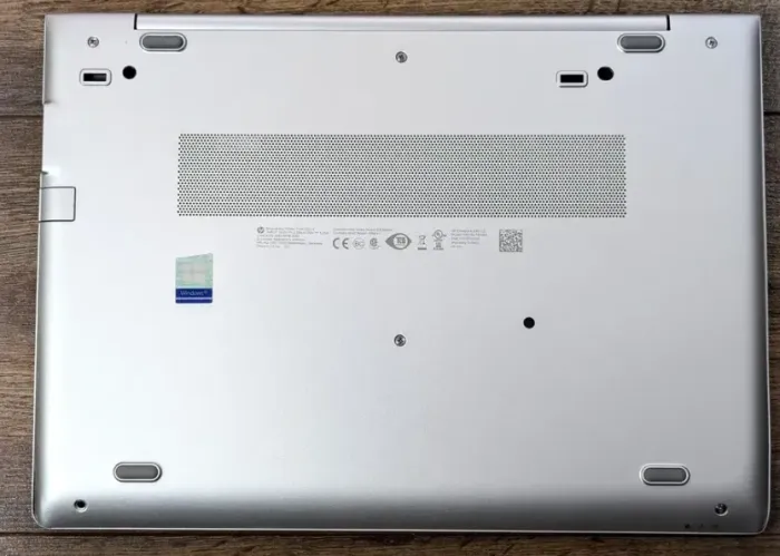 Ультрабук Б-клас HP EliteBook 840 G5 / 14" (1920x1080) IPS / Intel Core i7-8650U (4 (8) ядра по 1.9 - 4.2 GHz) / 8 GB DDR4 / 256 GB SSD / Intel UHD Graphics 620 / WebCam / Fingerprint б/у - зображення 6