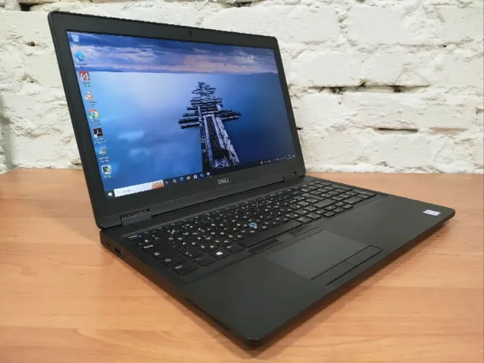 Ноутбук Dell Latitude 5591 / 15.6" (1920x1080) IPS / Intel Core i7-8750H (6 (12) ядер по 2.2 - 4.1 GHz) / 16 GB DDR4 / 240 GB SSD / nVidia GeForce MX130, 2 GB DDR5, 64-bit / WebCam б/в - зображення 3