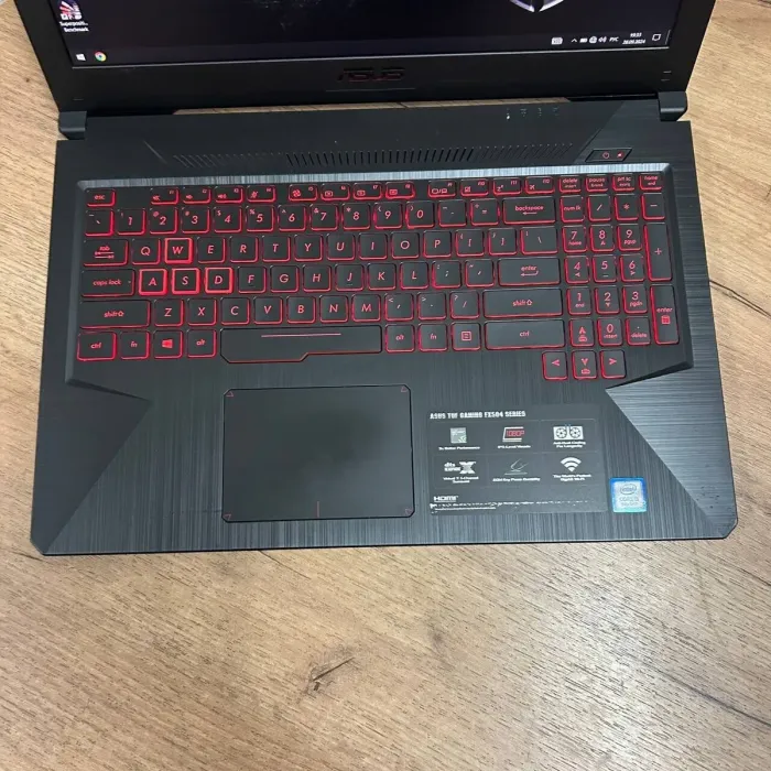 Ігровий ноутбук Б-клас Asus TUF Gaming FX504GD / 15.6" (1920x1080) IPS / Intel Core i5-8300H (4 (8) ядра по 2.3 - 4.0 GHz) / 8 GB DDR4 / 256 GB SSD / nVidia GeForce GTX 1050, 2 GB GDDR5, 128-bit / WebCam б/в - зображення 7