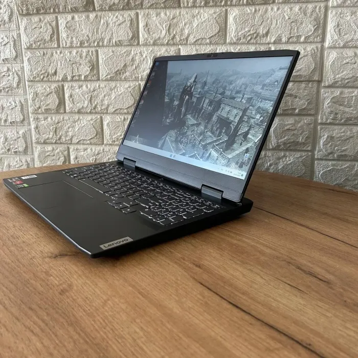 Ігровий ноутбук Б-клас Lenovo IdeaPad Gaming 3 15ARH7 / 15.6" (1920x1080) IPS / AMD Ryzen 5 6600H (6 (12) ядер по 3.3 - 4.5 GHz) / 8 GB DDR5 / 256 GB SSD / nVidia GeForce RTX 3050, 4 GB GDDR6, 128-bit б/в - зображення 5